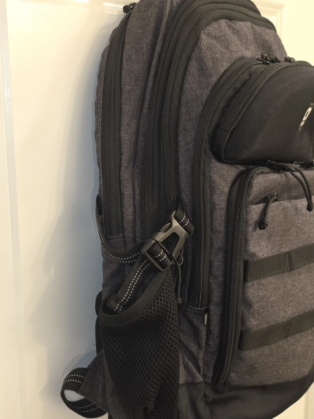 OGIO Men's Dark Gray Travel Backpack